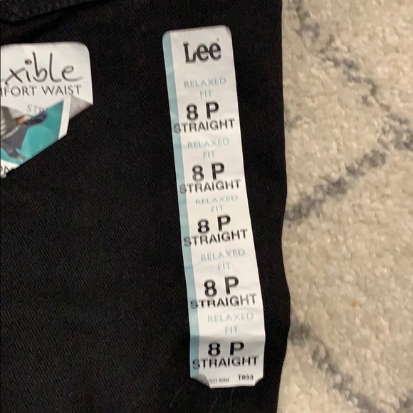 Lee women’s relaxed Fit jeans - Picture 7 of 8